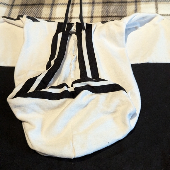 Victoria's Secret Pink Sweatshirt extra small - Picture 6 of 6